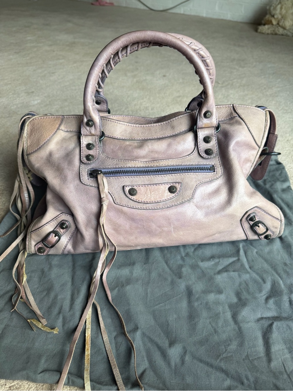 Vintage classic city leather Handbag large